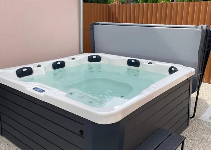 Betti Balatonkeresztúr